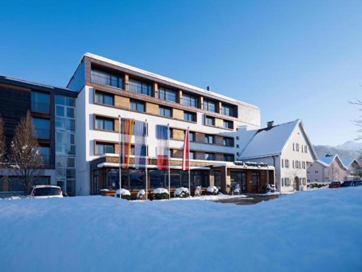 Hotel Weisses Kreuz Feldkirch Bagian luar foto