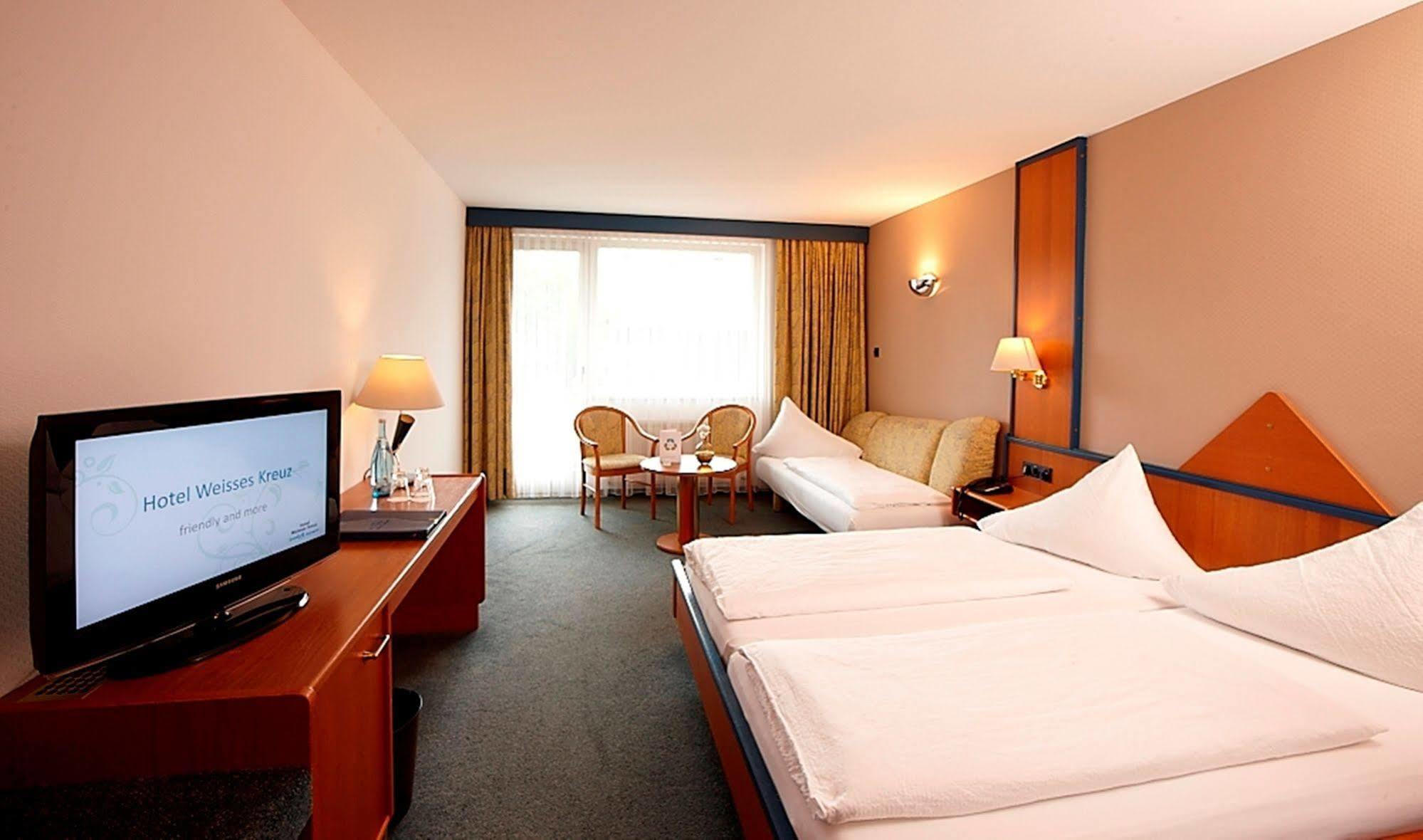 Hotel Weisses Kreuz Feldkirch Bagian luar foto
