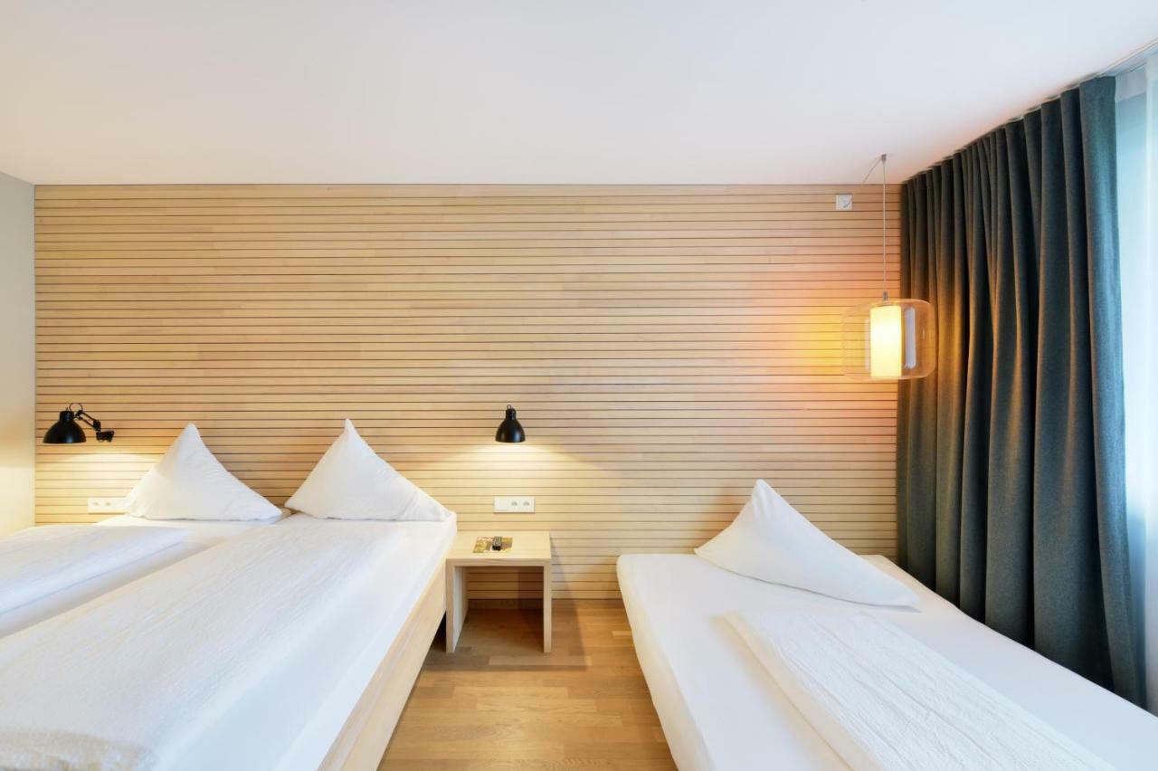 Hotel Weisses Kreuz Feldkirch Bagian luar foto