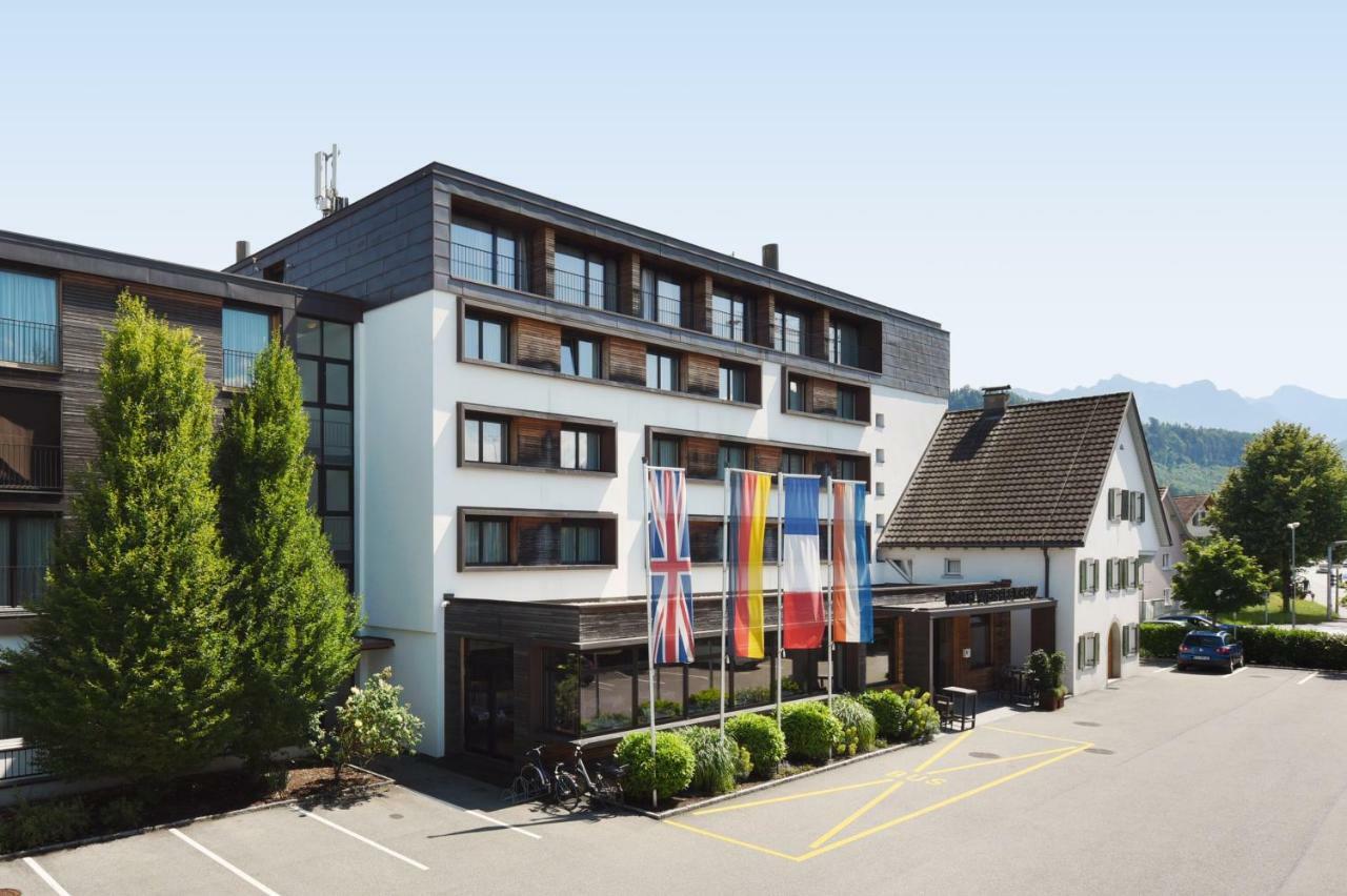 Hotel Weisses Kreuz Feldkirch Bagian luar foto